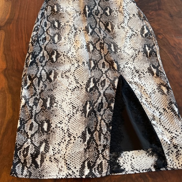 SEN snake print with lace detail slip skirt - Picture 2 of 5
